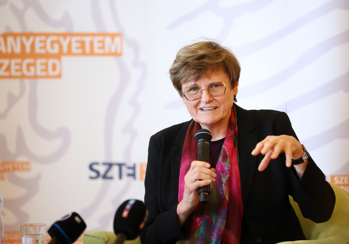Szeged, Karikó Katalin, Nobel-díj, kutató, kutatóprofesszor, köszöntés, SZTE, Szegedi Tudományegyetem, ünnepi ülés, egyetem
