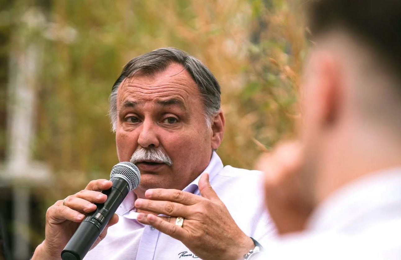 Gajdos László